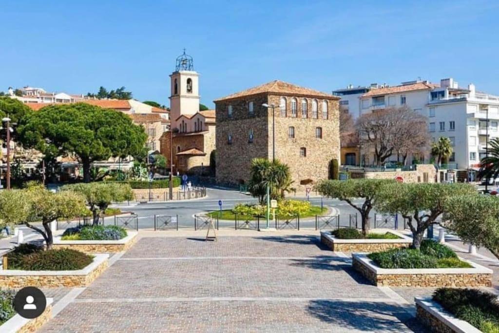 Proche Mer Et Centre Appart 2 Pieces Wifi&Clim Appartement Sainte-Maxime
